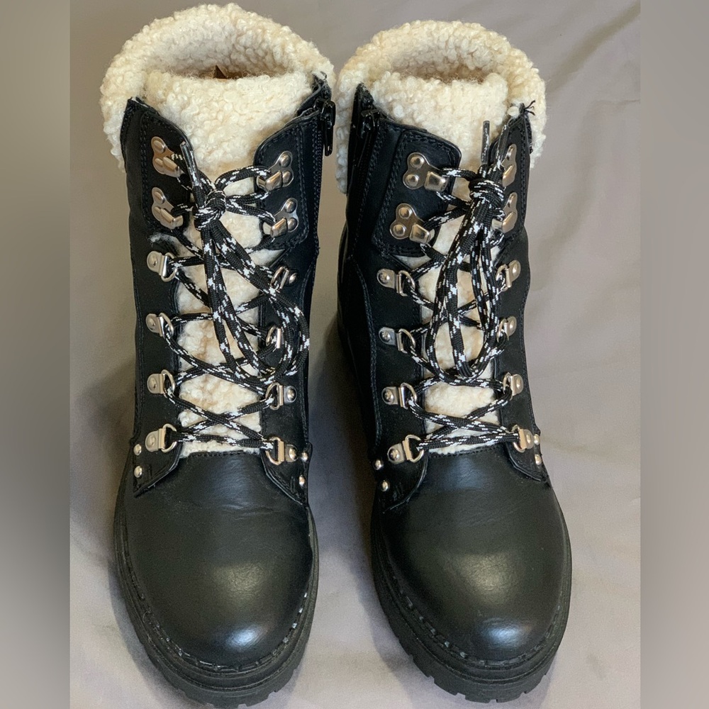 GBG Los Angeles Cozy Black and Cream Sherpa Women's Combat Boots